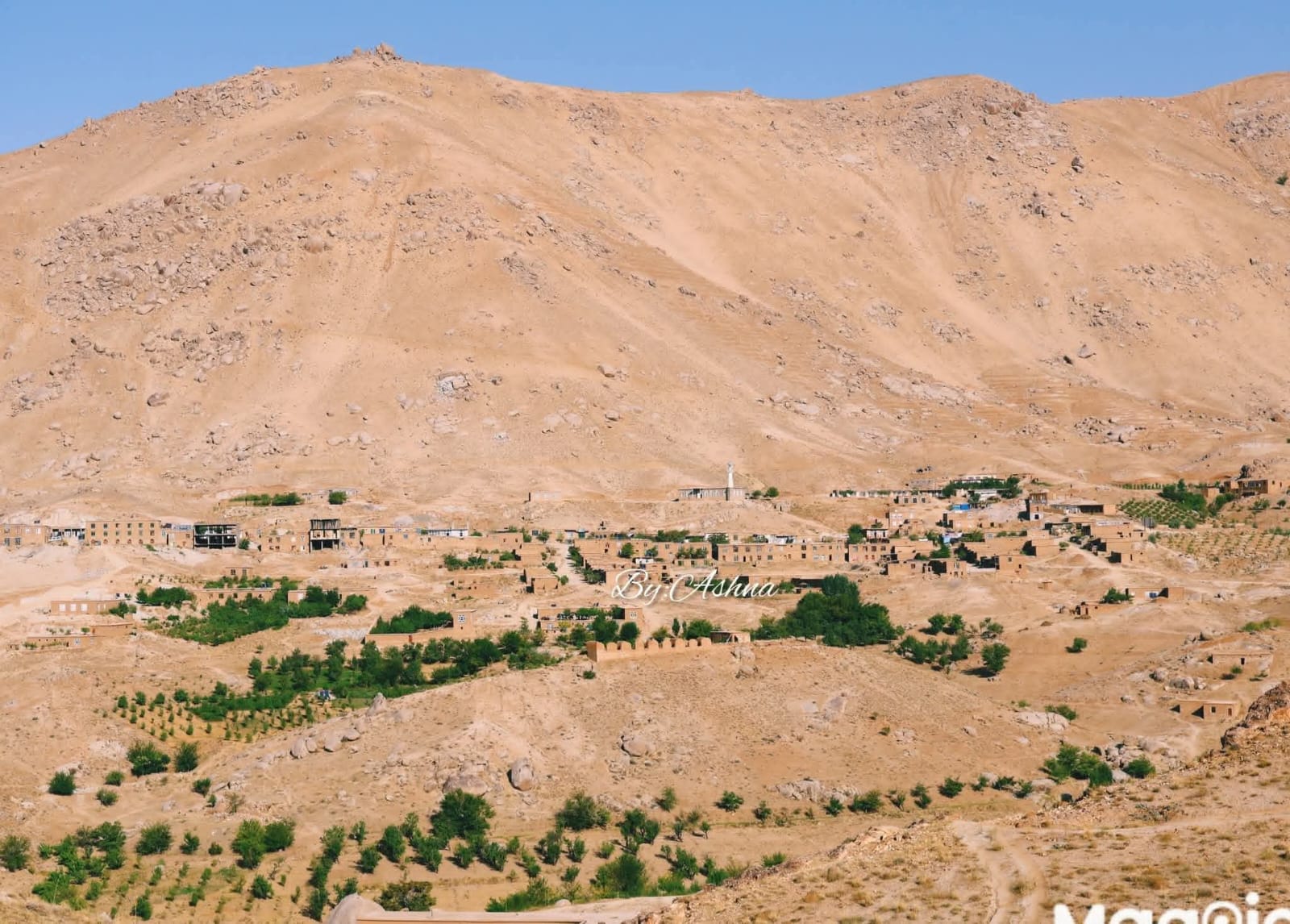 دو خواهر نوجوان در دایکندی از اثر ذغال‌گرفتگی در یک دواخانه جان باختند