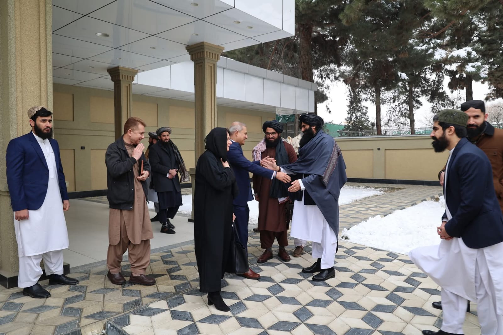 یوناما: دی‌کارلو از طالبان خواست محدودیت آموزش و کار زنان را بردارند