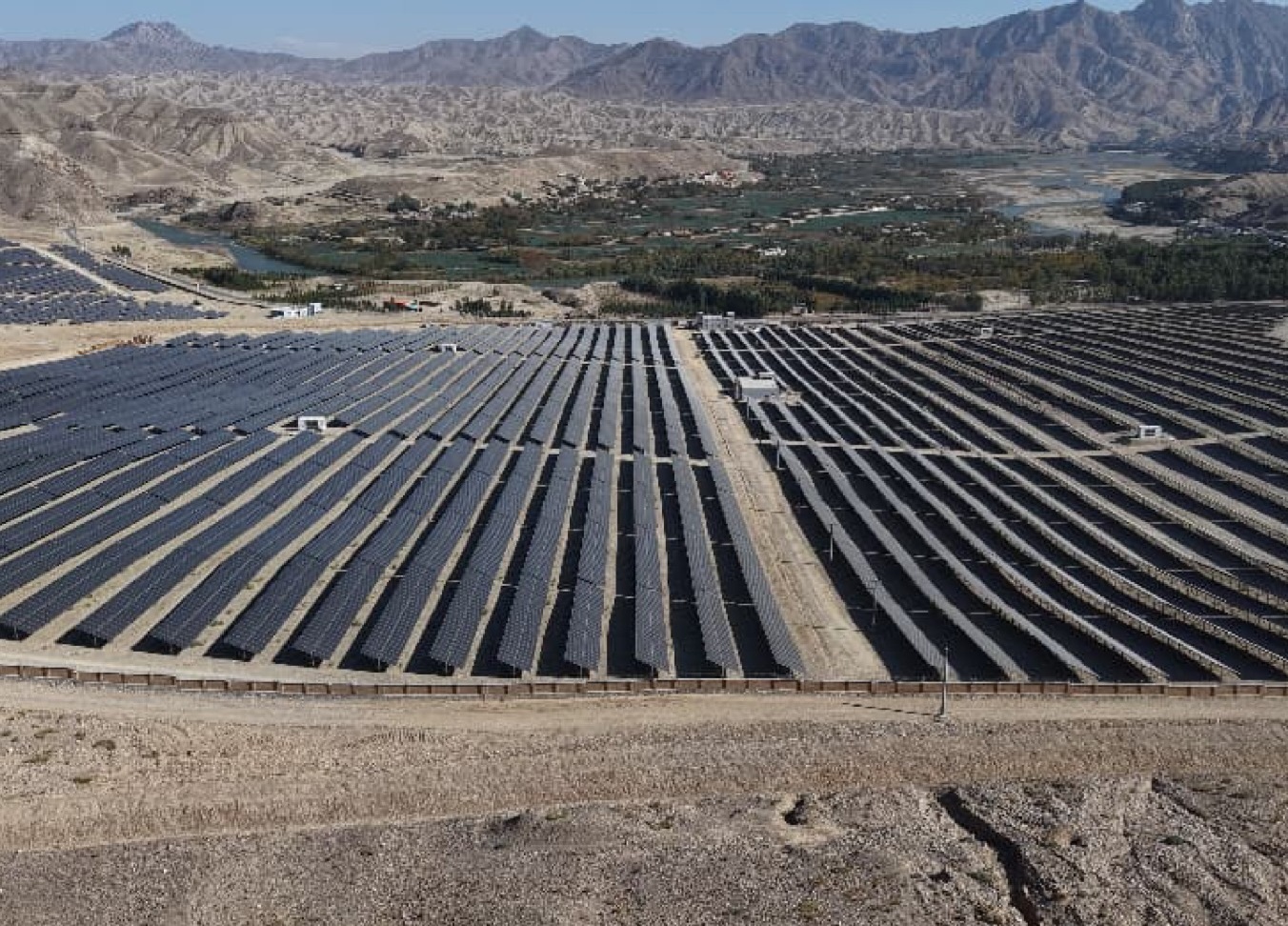 پروژه برق آفتابی نغلو به بهره‌برداری رسید