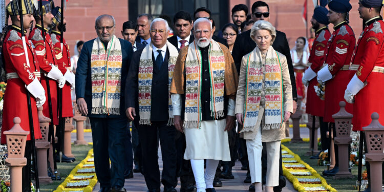 اتحادیه اروپا و هند پس از ۲۰ سال مذاکره به یک توافق تاریخی دست یافتند