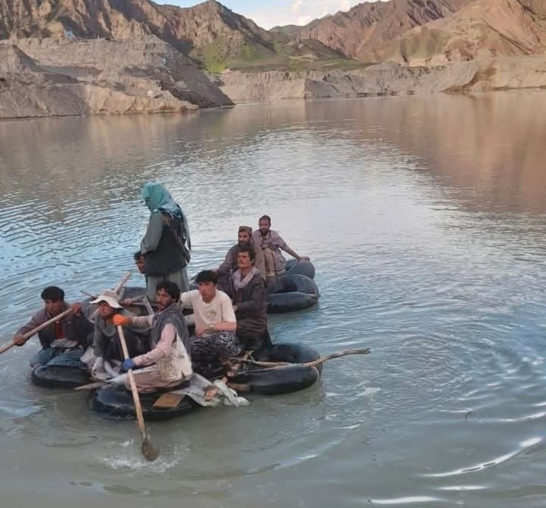 دست‌کم ۱۰۰ کارگر در معدن طلا بدخشان زیر آب گیر مانده‌اند