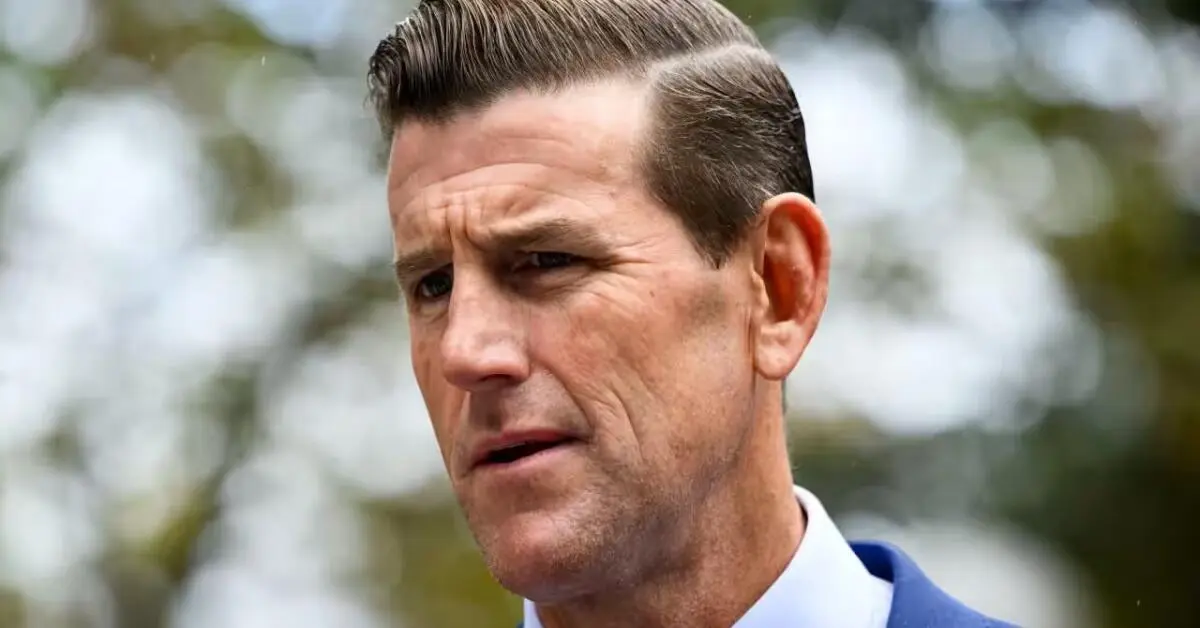 پرافتخارترین سرباز زنده‌ی استرالیا به اتهام جنایت جنگی در افغانستان بازداشت شد