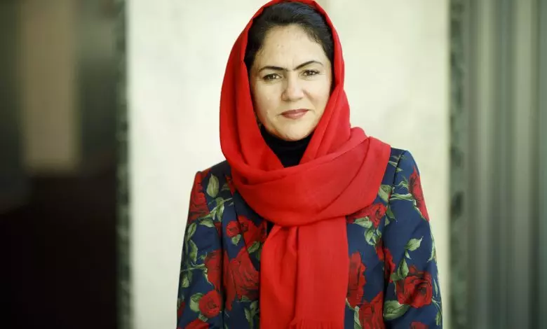 فوزیه کوفی به دلاور: برای بیعت به طالبان برنمی‌گردم