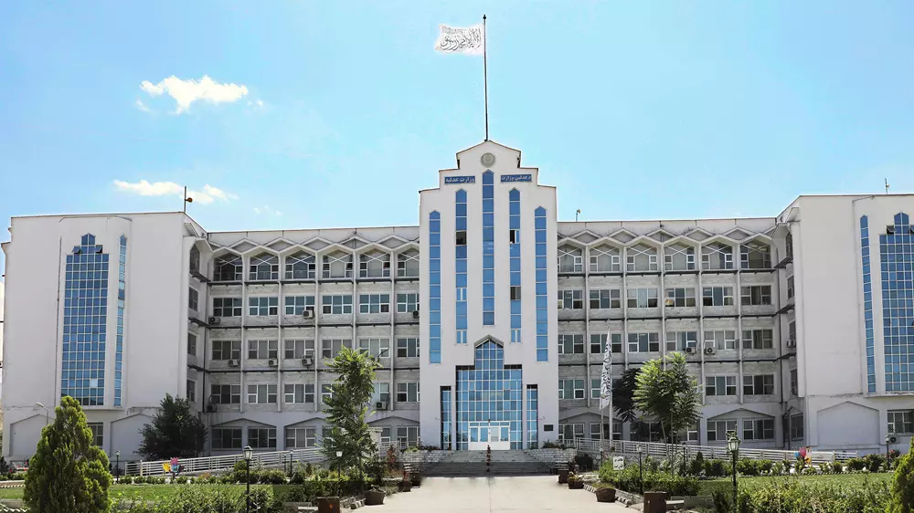 حذف ملاهای شیعه؛ طبق قانون جدید طالبان فقط پیروان مذهب حنفی حق دارند مبلغ شوند