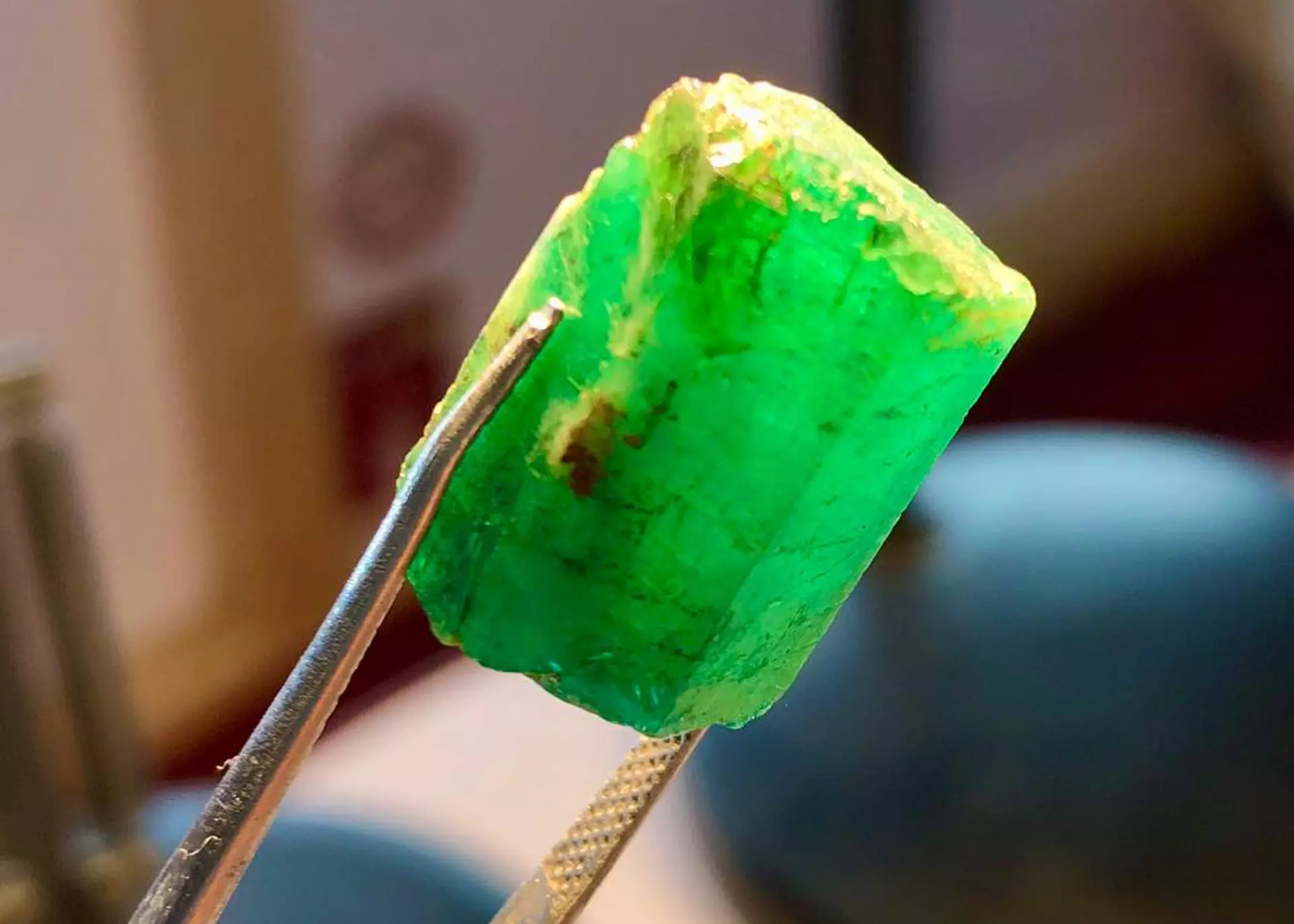 معادن افغانستان با حداقل ارزش جهانی به فروش می‌رسد