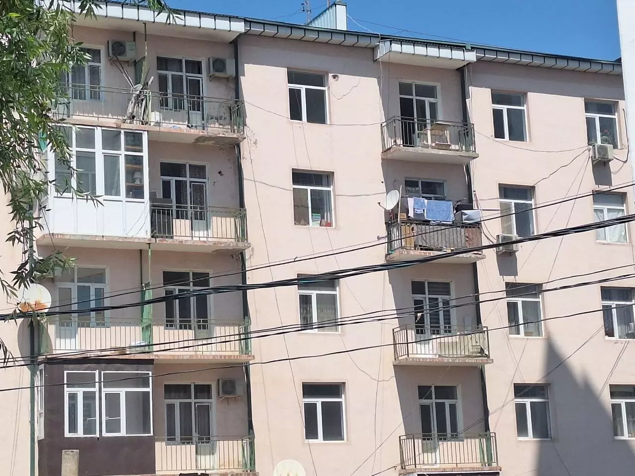 پس از قتل یک زن تاجیکستانی ۲۵۰ مهاجر به افغانستان اخراج شدند