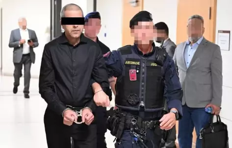 مرد افغانستانی در اتریش خواست دخترش را بکشد چون عاشق یک نامسلمان شده بود
