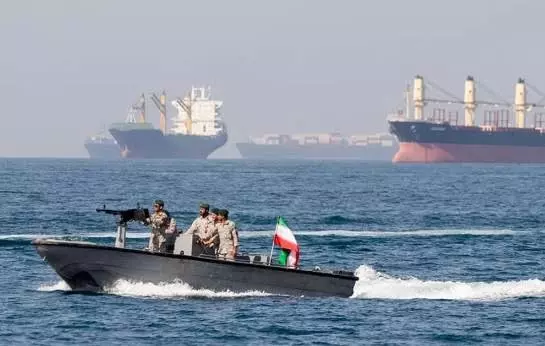 سپاه پاسداران: تنگه هرمز بسته خواهد شد
