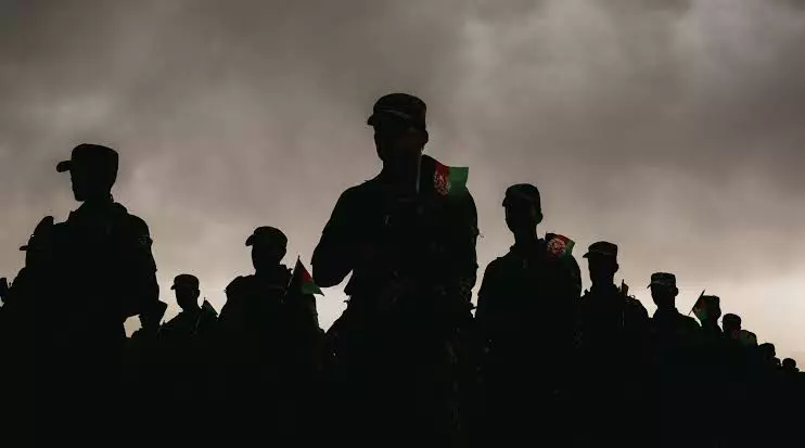 فقط در یک روز دو نظامی پیشین به قتل رسیده و پنج تن دیگر بازداشت شده‌اند