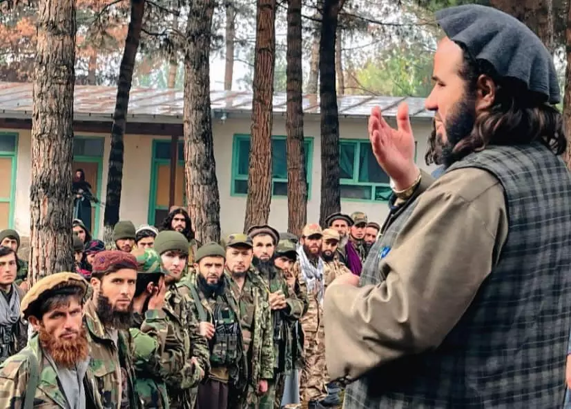 هیأت طالبان در بدخشان؛ جمعه‌خان فاتح پیشنهاد خلع سلاح را رد کرد