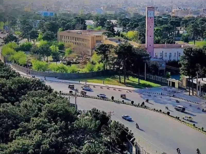 یک زن در هرات به اتهام پایین‌انداختن کودک یک‌ونیم‌ساله از طبقه پنجم خانه بازداشت شد