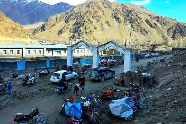 طالبان در جست‌وجوی طلا؛ بازار نسی تخلیه و تخریب می‌شود