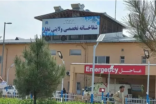 حمله با چاقو در شفاخانه تخار؛ در سایه بحران خدمات صحی ۵ تن زخمی شدند