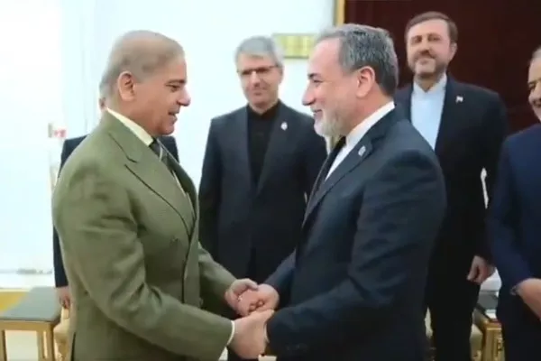 دیدار عراقچی با شریف؛ سفر دوره‌ای دارد از مذاکره خبری نیست