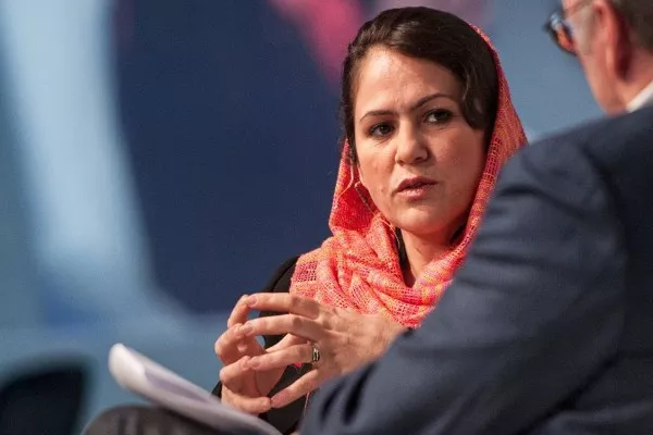 طالبان سه تن از بستگان فوزیه کوفی را از بازداشت آزاد کردند