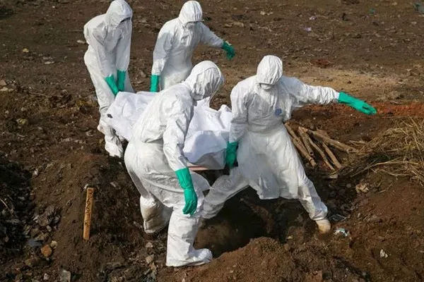 ابولا در کانگو؛ شفاخانه‌های فرسوده زیر فشار شدید قرار گرفتند