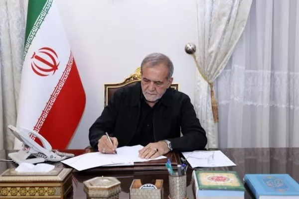 پزشکیان مصوبه‌ی اتصال مجدد انترنت ایران را ابلاغ کرد