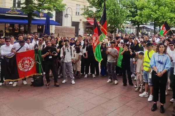 اعتراض شهروندان افغانستان در آلمان: با طالبان تعامل نکنید، آپارتاید جنسیتی را به رسمیت بشناسید