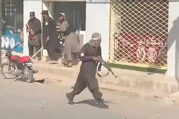 یوناما: طالبان در تظاهرات جبرئيل هرات یک کودک را کشته‌اند