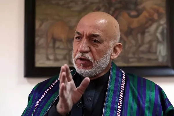 کرزی: اسلام‌آباد به‌جای تشدید تنش، سیاست خود در قبال افغانستان را تغییر دهد