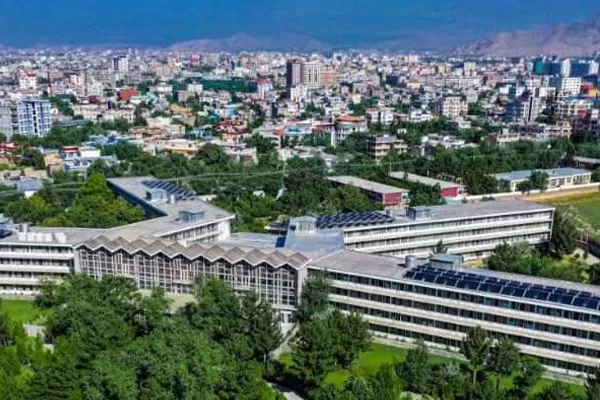 انفجار مقابل خوابگاه دانشگاه کابل؛ منابع از زخمی شدن حدود ۱۰ دانشجو خبر می‌دهند