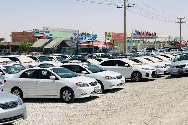 طالبان واردات موترهای راست‌فرمان را ممنوع کردند