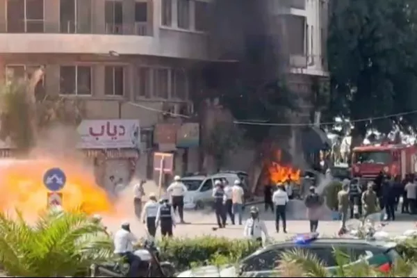 دو انفجار در نزدیکی اقامتگاه رییس‌جمهور فرانسه در سوریه