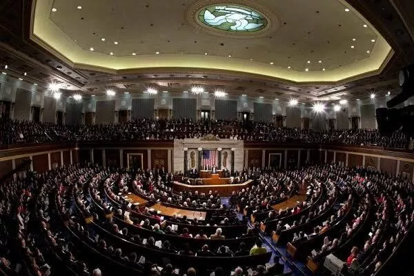 مجلس نمایندگان امریکا: جنگ علیه ایران متوقف شود