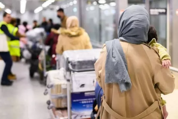 دادگاه قانون اساسی آلمان: درخواست پذیرش یک زن اهل افغانستان دوباره بررسی شود