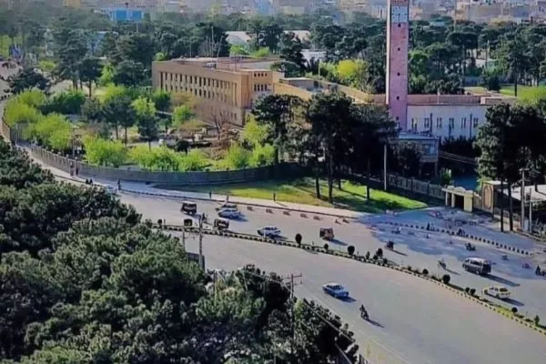 یک زن در هرات به اتهام پایین‌انداختن کودک یک‌ونیم‌ساله از طبقه پنجم خانه بازداشت شد