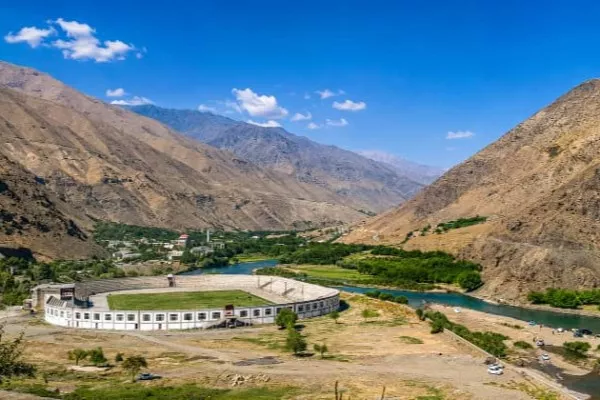 طالبان چهار فرد ملکی را در ولسوالی پریان پنجشیر بازداشت کردند