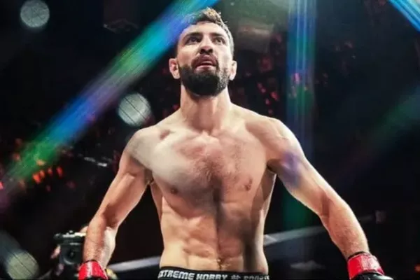 آغاز پیروزمندانه در PFL؛ جاوید بشارت حریف روسی‌اش را شکست داد