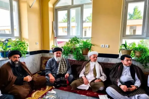 منابع: شماری از متنفذان شیعه اززندان طالبان آزاد شده‌اند