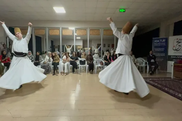 از هشتصد و نوزدهمین زادروز مولانا در استانبول گرامی داشته شد