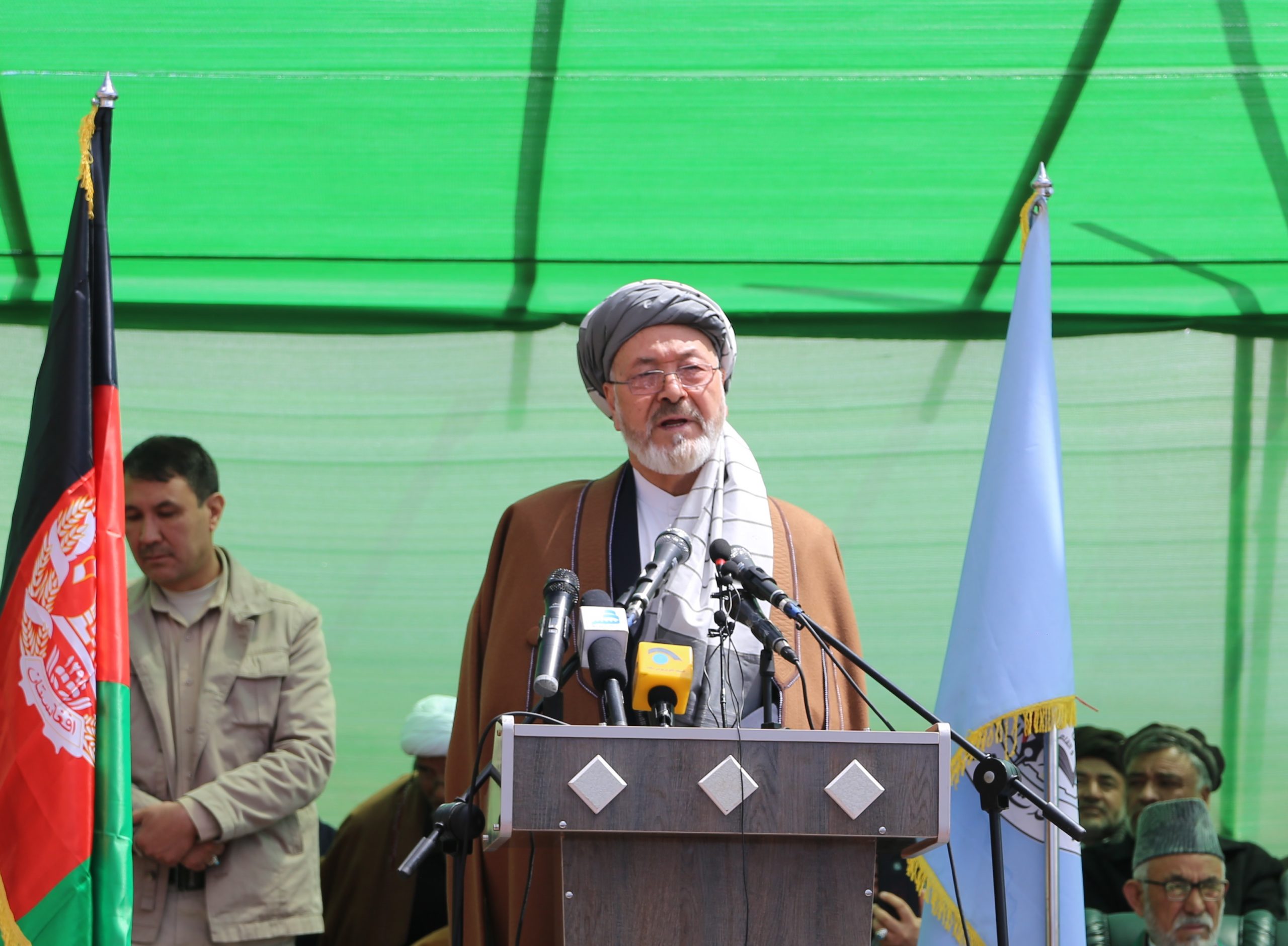 خلیلی: سازمان ملل برای بررسی حملات علیه هزاره‌ها گروه تحقیقی بین‌المللی بی‌طرف توظیف کند