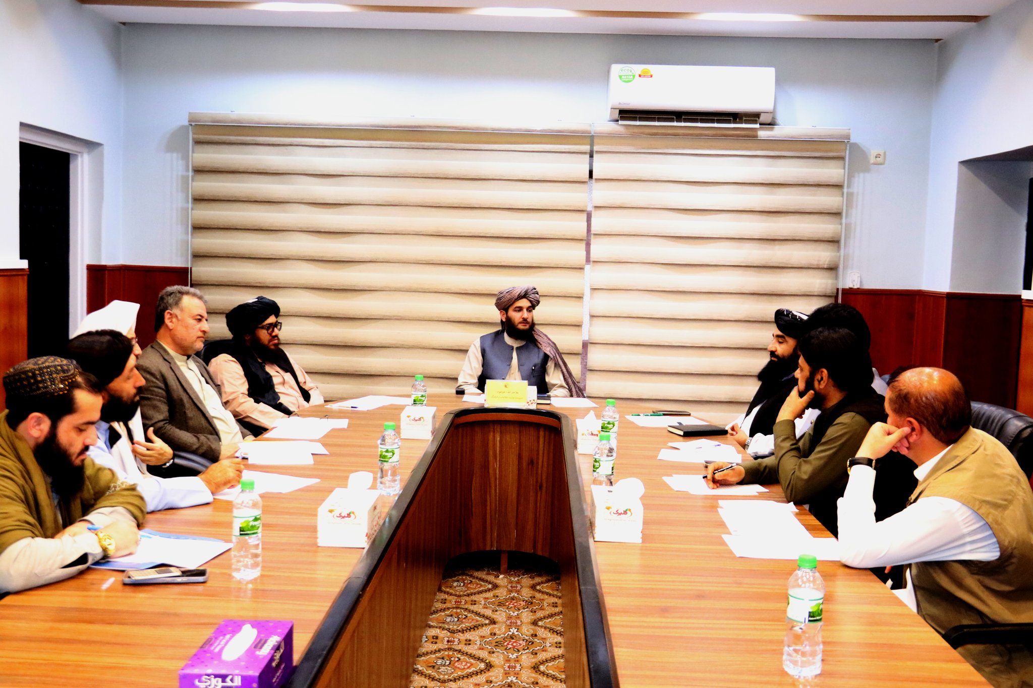 طالبان اشتراک کارشناسان در برنامه‌های افغانستان انترنشنال را ممنوع کرد