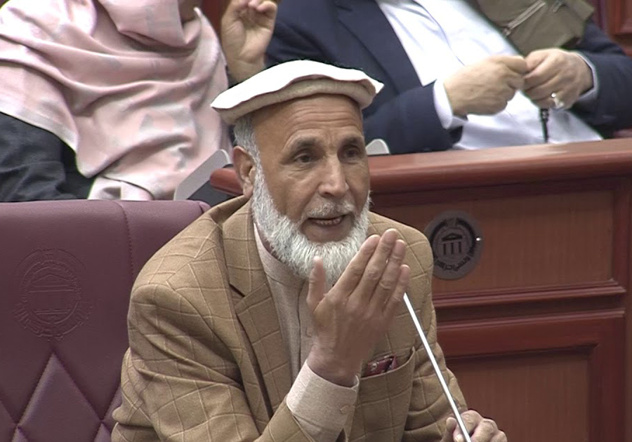 الله‌گل مجاهد به اتهام قتل توسط طالبان بازداشت شده است