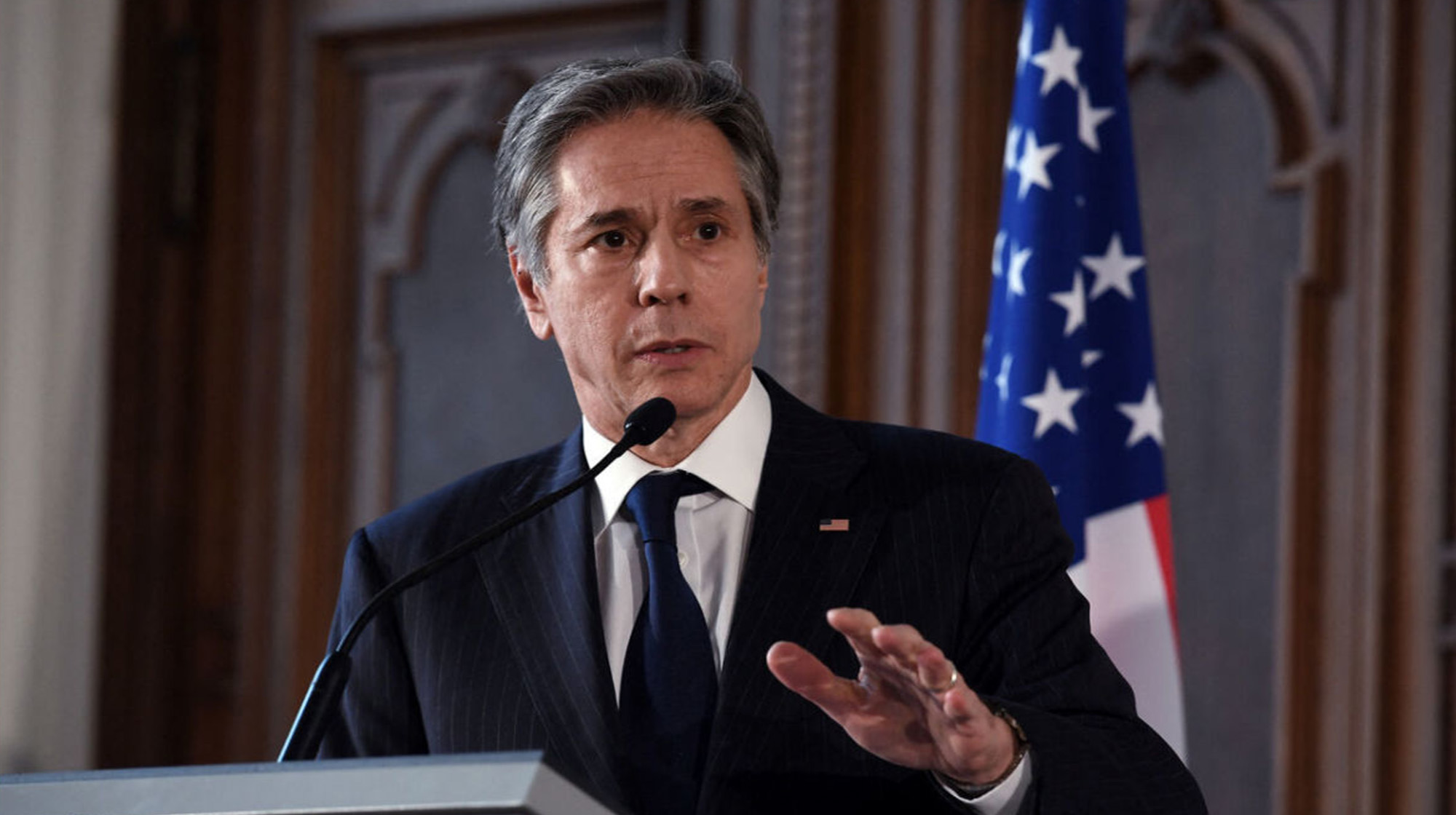 فشارها برای توقف کمک های امریکا به افغانستان بالای وزارت خارجه امریکا افزایش یافته است