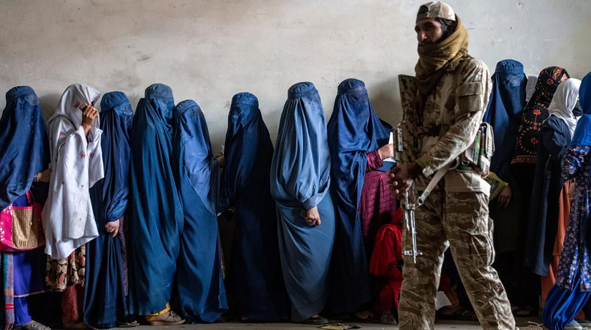 بخش زنان سازمان ملل متحد با نگرانی از وضعیت ‌بشری و حقوق‌زنان در افغانستان می‌گوید که در دوران  حاکمیت طالبان، شرایط به شدت بدتر شده است.