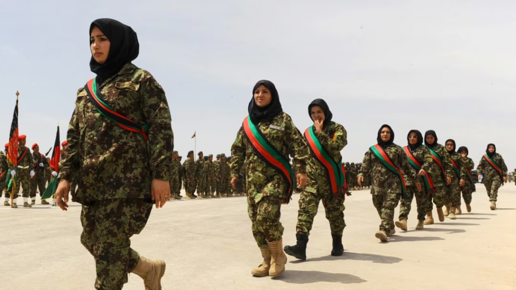 جبهه آزادی: طالبان ۳۰ نظامی زن را کشته‌اند