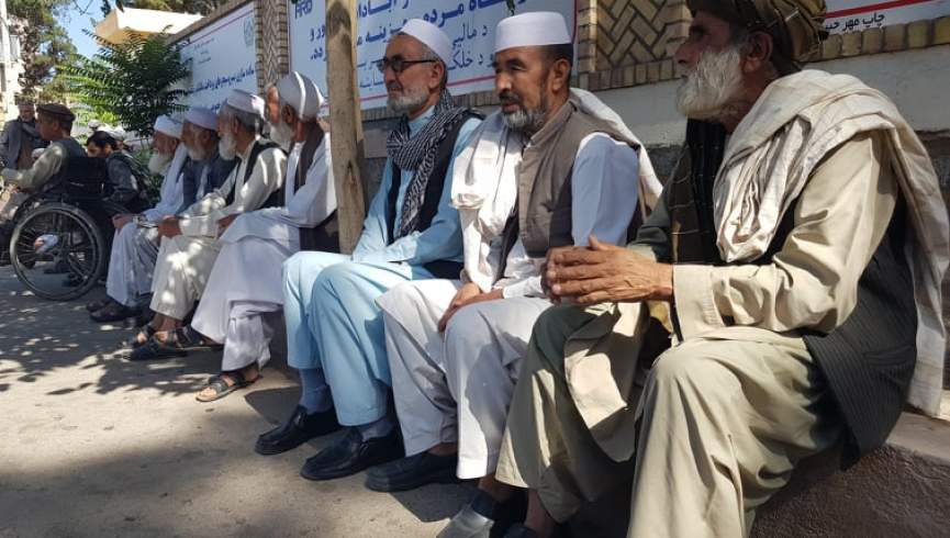 روند پرداخت حقوق بازنشستگان دوباره آغاز شد