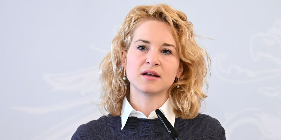 «فقط بلی یعنی بلی»؛ کارزار زنان اتریش برای بازتعریف تجاوز و اصل رضایت در روابط جنسی