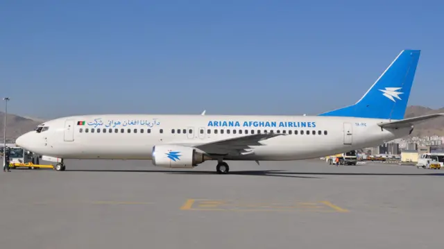 یک قدم تا فاجعه؛ هواپیمای آریانا در هند روی باندی نشست که هواپیمای دیگر در حال برخاستن بود