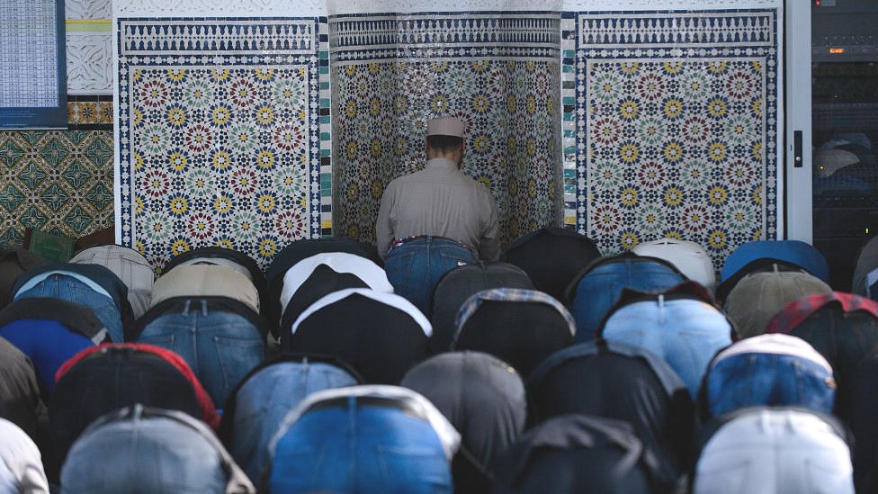 افراط‌گرایی و نگرش بد به زنان مانع همزیستی مهاجران مسلمان  با شهروندان اتریش می‌شود