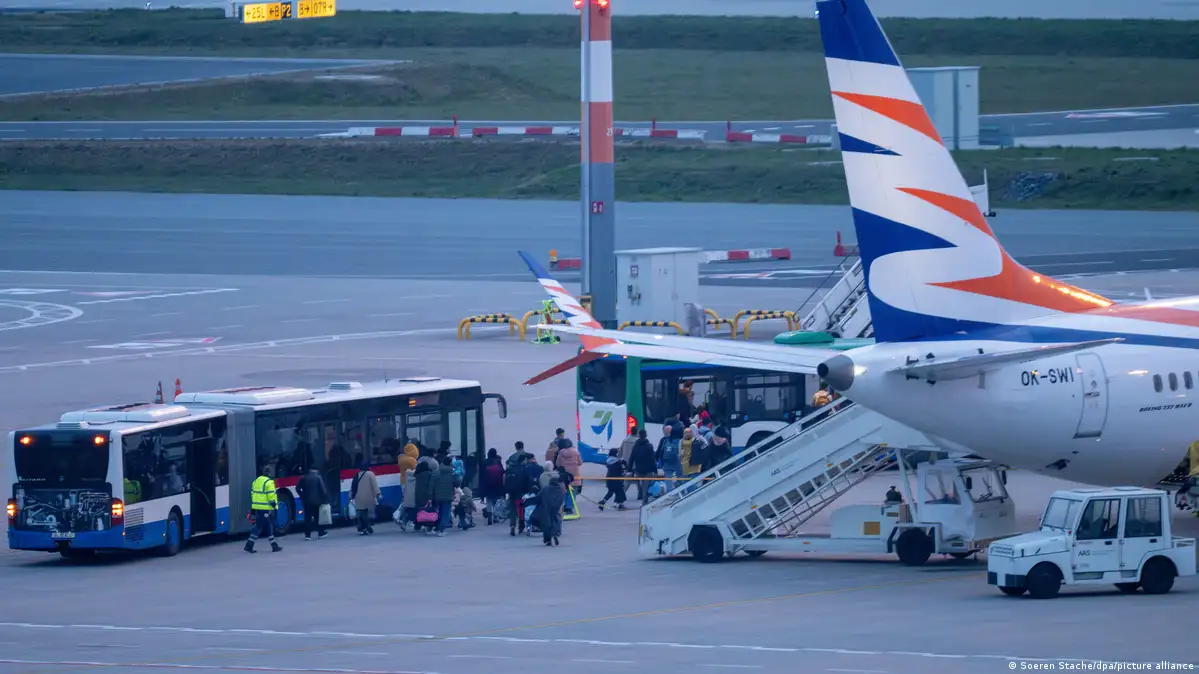 آلمان ۶۵۱ پناهجوی افغانستان را که وعده پذیرش داشتند پاسخ رد داد