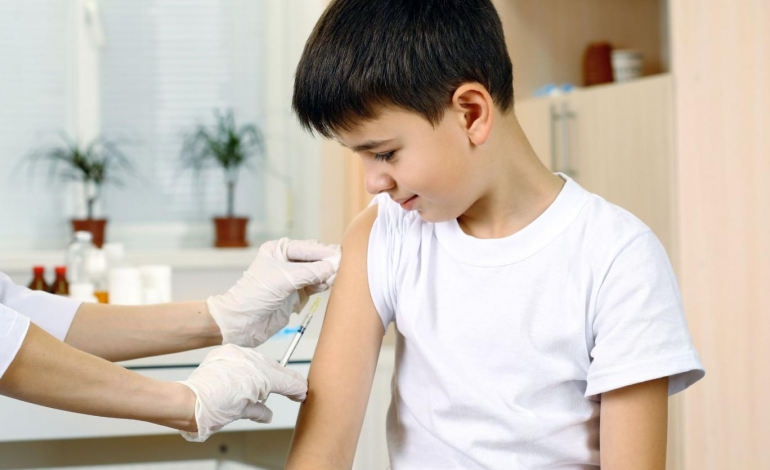 نتایج یک تحقیق: برای ریشه‌کن کردن سرطان دهانه رحم، پسران نیز واکسین شوند