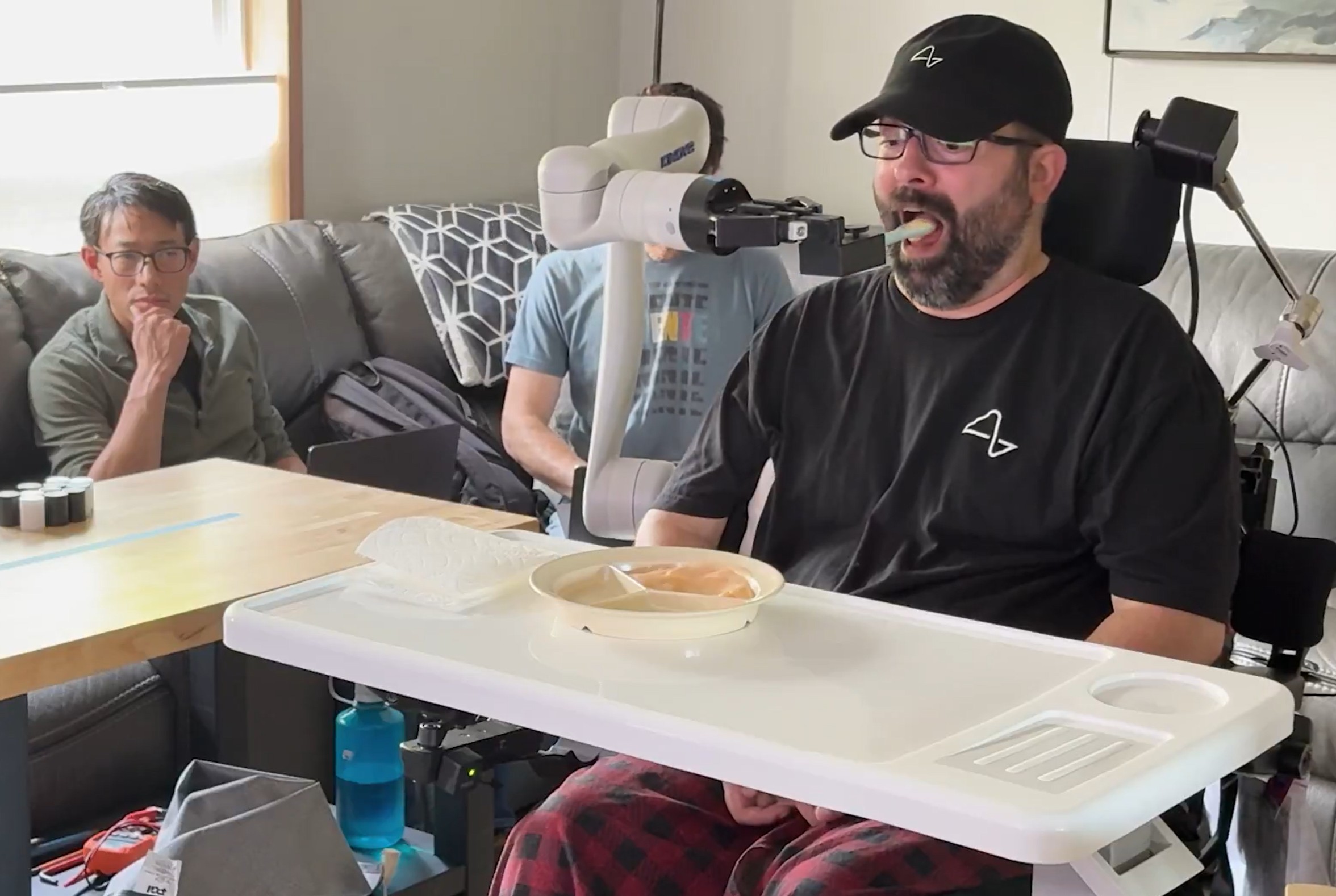 ایلان ماسک از تولید انبوه و نصب خودکار تراشه‌های مغزی خبر داد