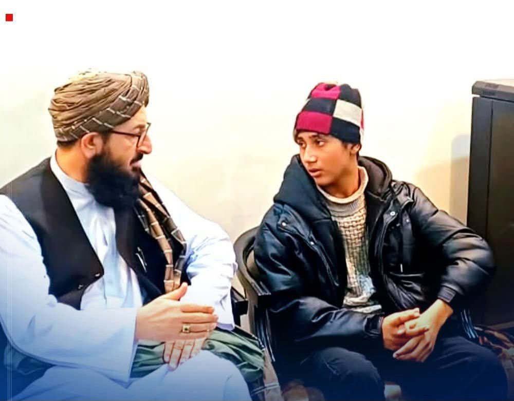 کودکی که در مرز ترکیه یخ زده بود به سفارت طالبان در تهران سپرده شد