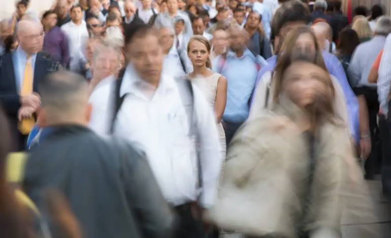 مجرد ماندن طولانی بر سلامت روانی جوانان تاثیر منفی می‌گذارد