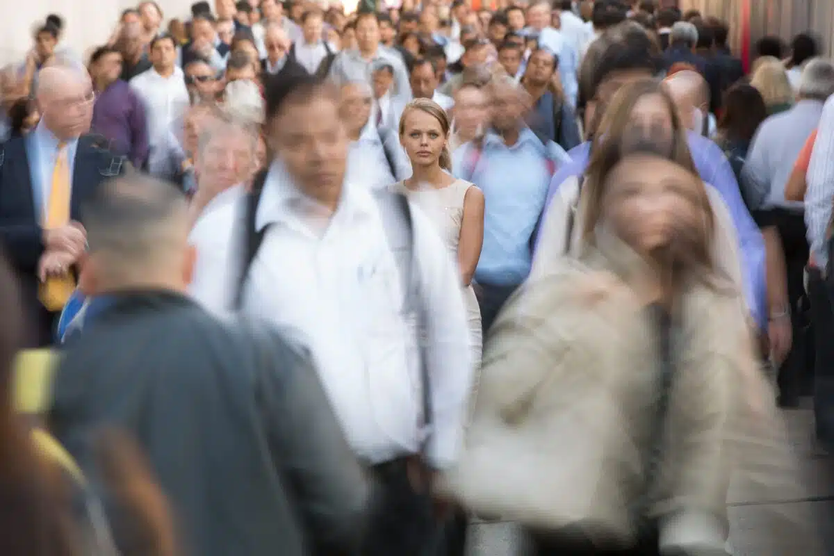 مجرد ماندن طولانی بر سلامت روانی جوانان تاثیر منفی می‌گذارد